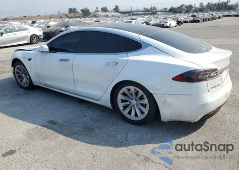 2015 Tesla Model S из США, поврежденный, VIN 5YJSA1E26JF273534